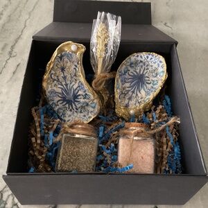 Set of Oyster Shell Salt & Pepper Dishes with Spoons & Glass Jars of Salt/Pepper
